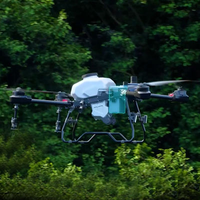 UAV การเกษตรหลายประสงค์ 55l ค่าใช้จ่าย 75 นาทีการบินสําหรับปุ๋ยและการเกษตร granular Drone Sprayer